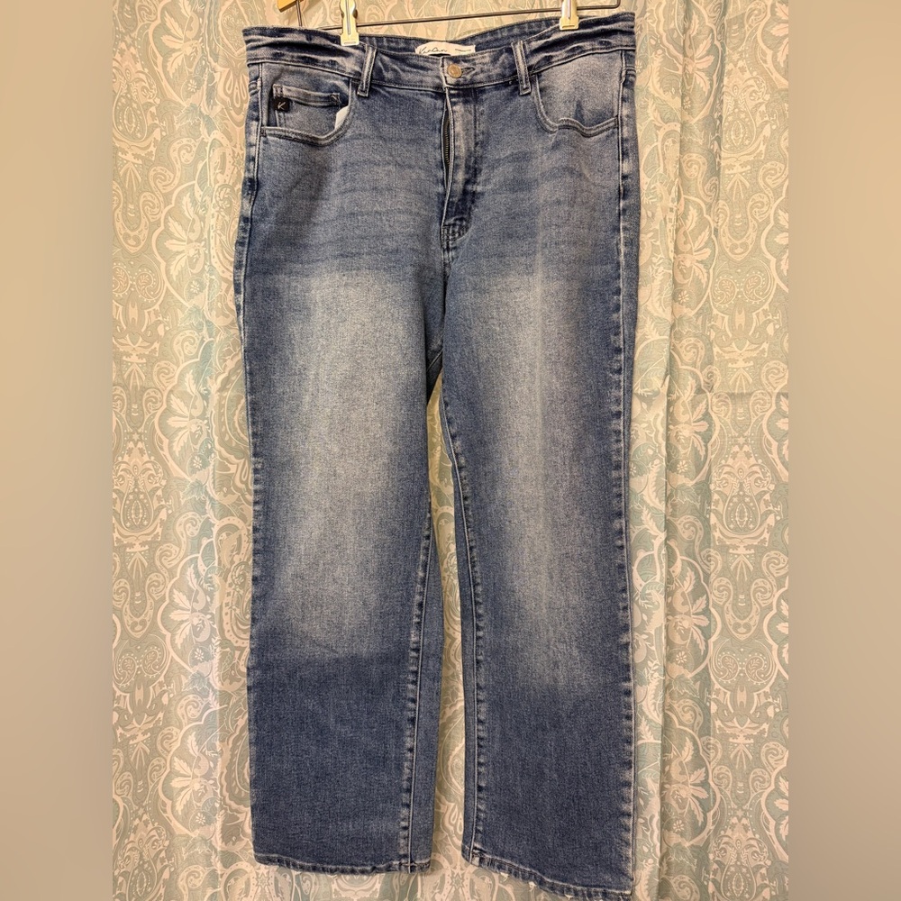 KanCan Women's Straight Leg Blue Jeans